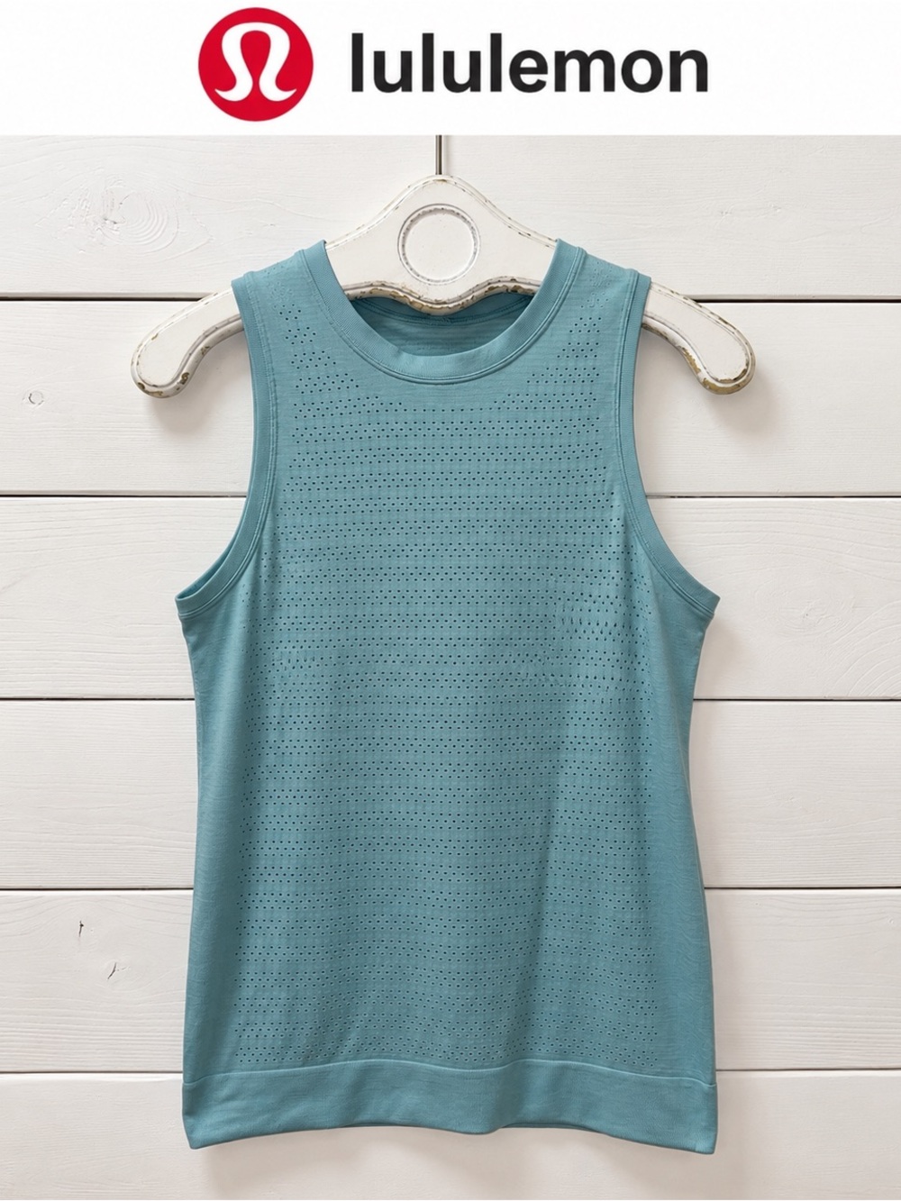 Lululemon Perforated Tank Top Blue ā Estimated S